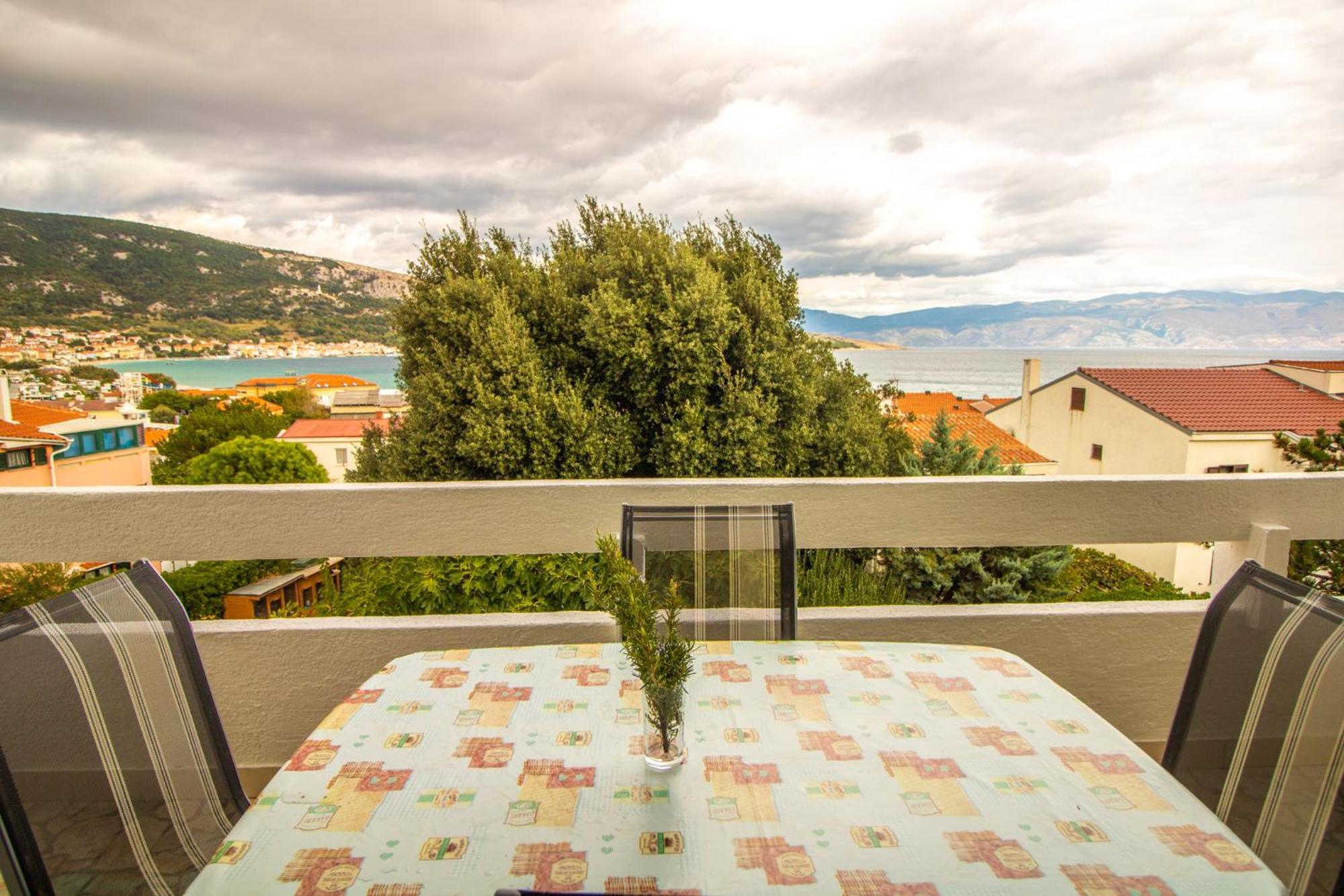Renata Apartment With A View Baška Extérieur photo
